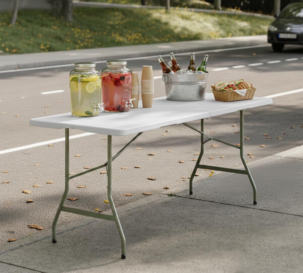 Set of 5 White Plastic Bi-Folding Rectangular Event Tables F49495